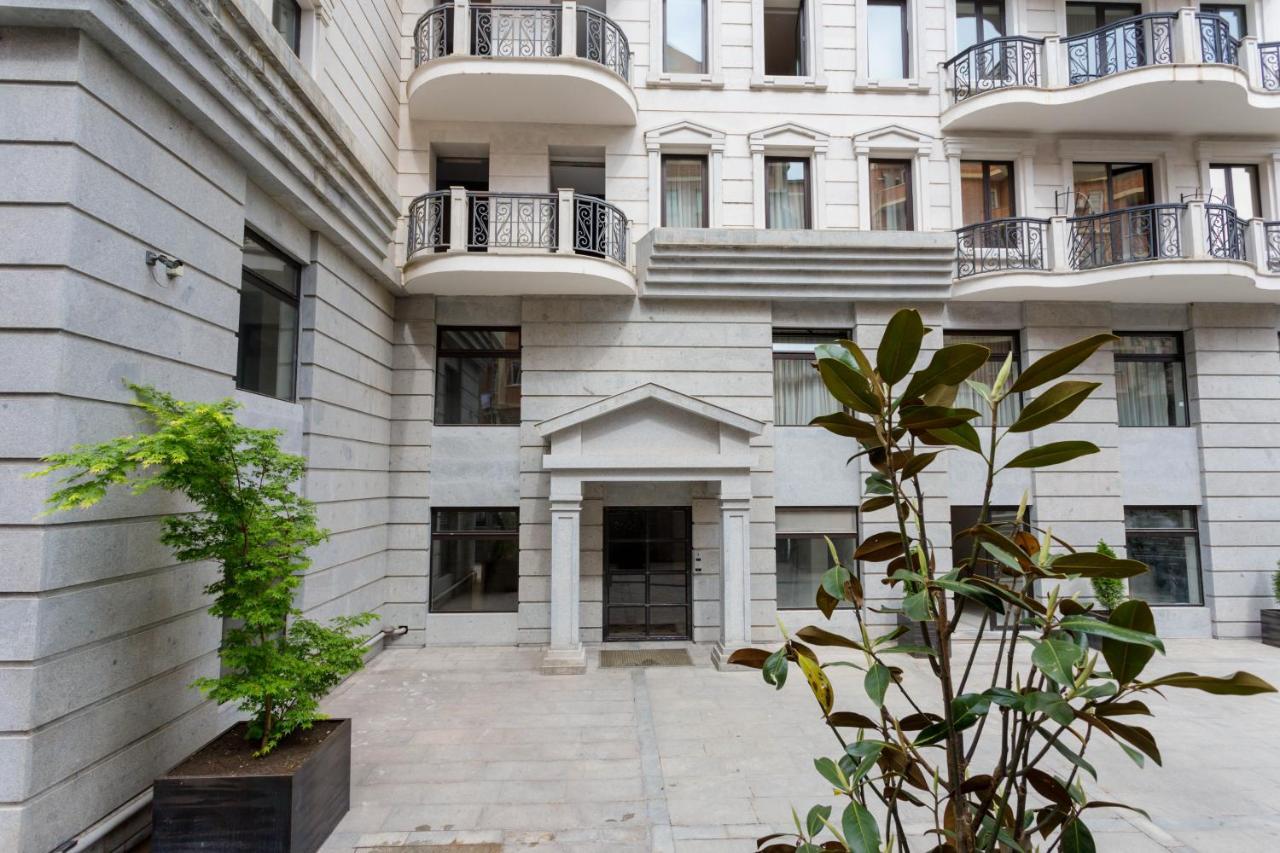 Downtown Two-Bedrom Apartment Tbilisi Exterior foto
